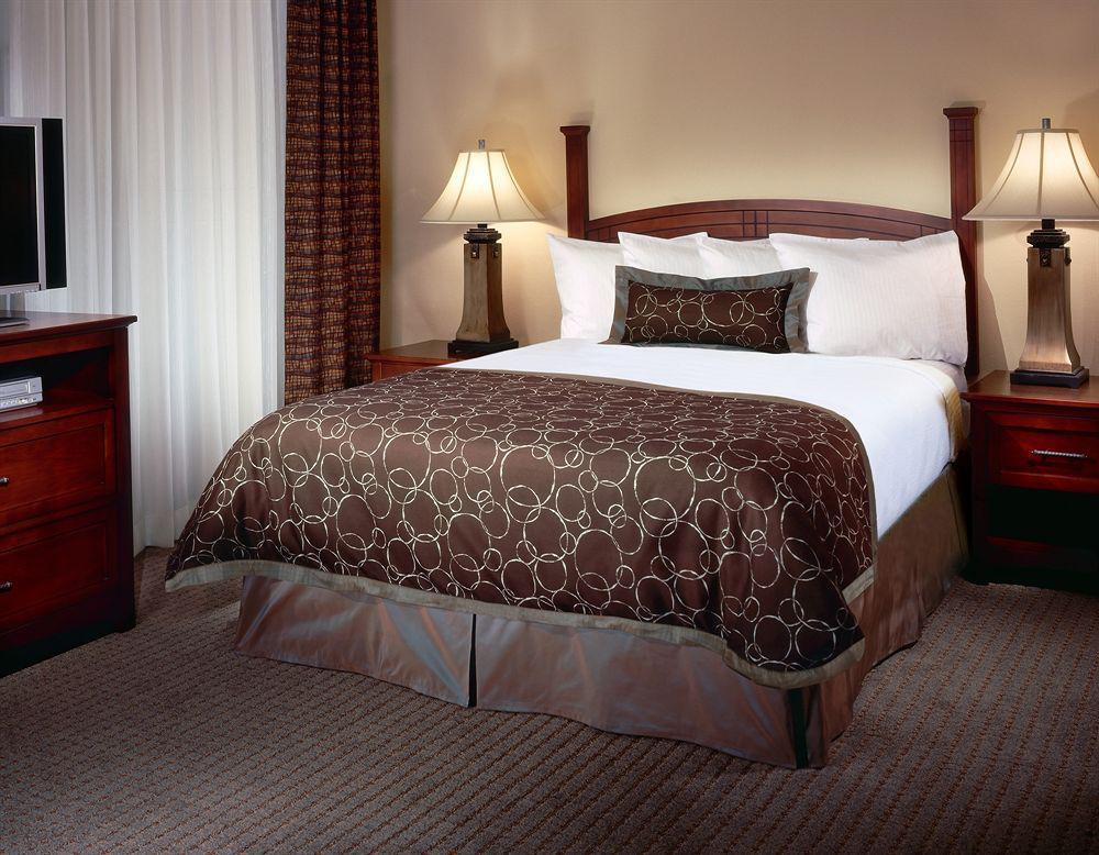 Staybridge Suites Houston - Iah Airport By Ihg Aldine Eksteriør bilde